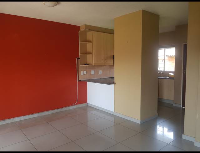 2 BEDROOM APARTMENT TO LET IN DIE HOEWES